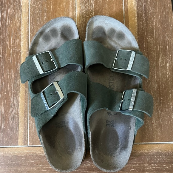 Birkenstock arizona suede shimmering thyme sandals - Picture 2 of 4
